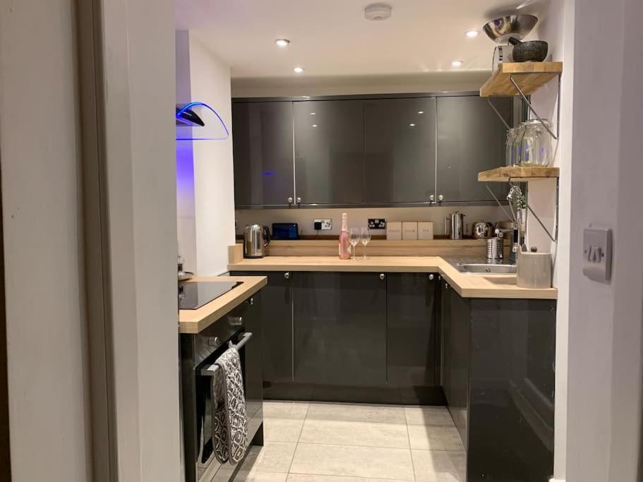 Renovated Miner'S Cottage - Family & Dog Friendly Abertillery エクステリア 写真
